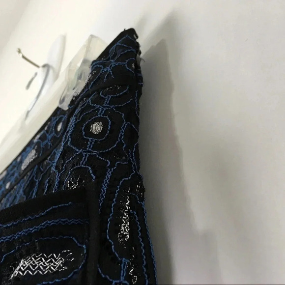 Ann Taylor Loft Geo Circuit Lace Pocket Retro Mini Skirt - Picture 3 of 6